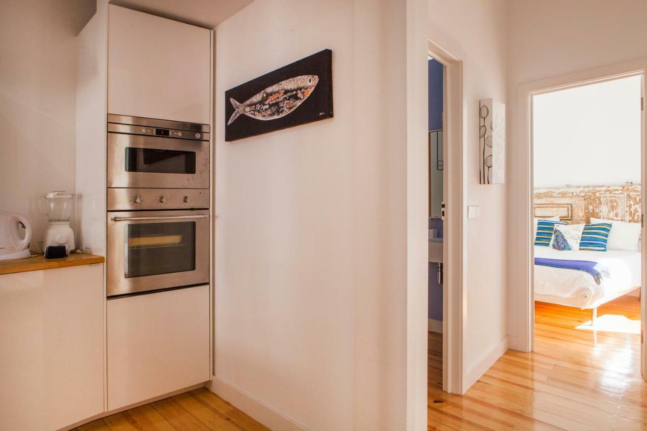 Cozy 1St Floor Flat Central Chiado District With Balconies And Ac 19Th Century Building Lisboa Exterior foto